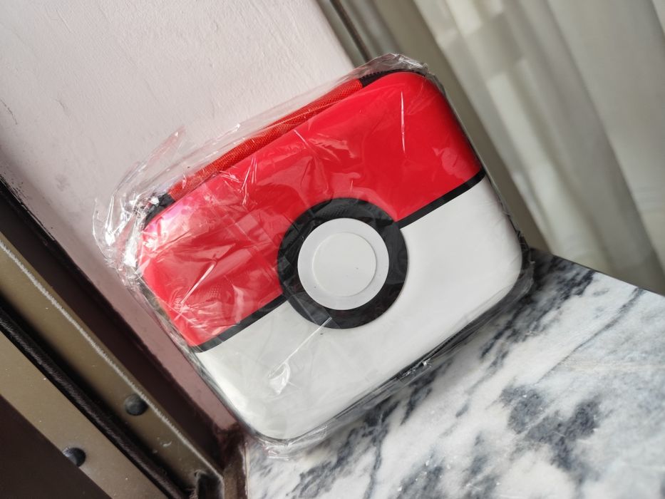 Case rígida para cartas pokémon