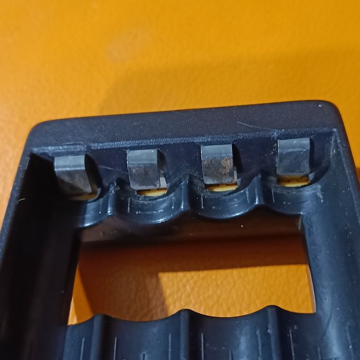 Ładowarka Ansmann 4x 1