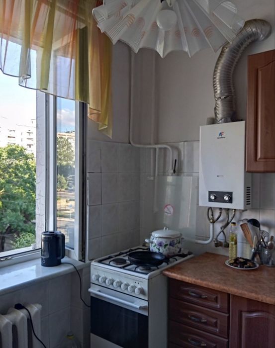 Продаєтся 2х.к  Проспект Центральний  Водопровідна