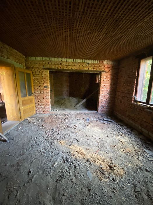 Продається будинок 120 м2 з земельною ділянкою 12 соток