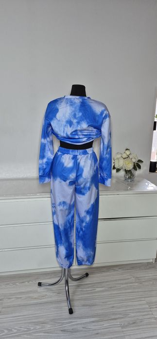 Dresy damskie dwoczesciowe L Blekitne Emotikony