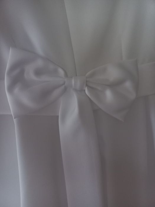 Sukienka komunijna z dodatkami