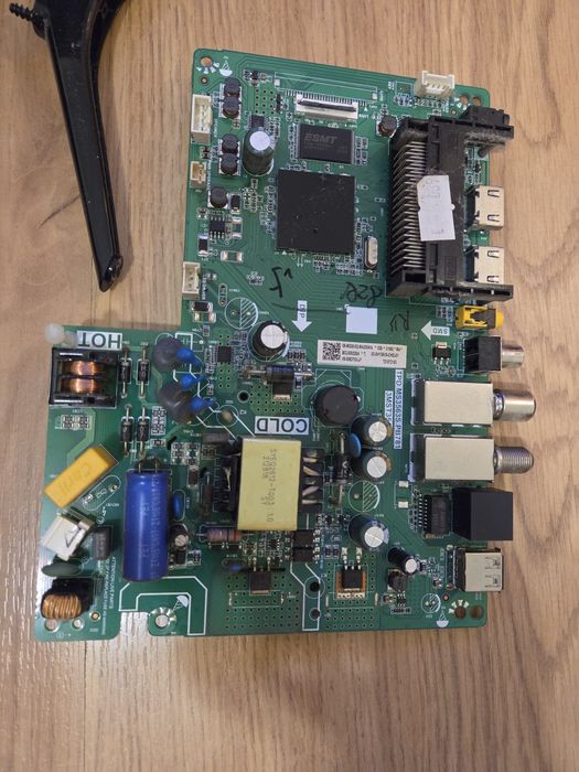 Vendo conjunto de peças TV Thomson 32 polegadas  - ou à peça