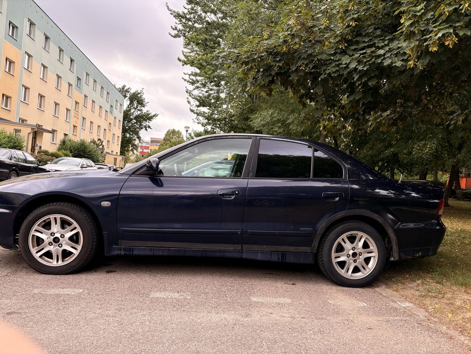 Mitsubishi Galant VIII