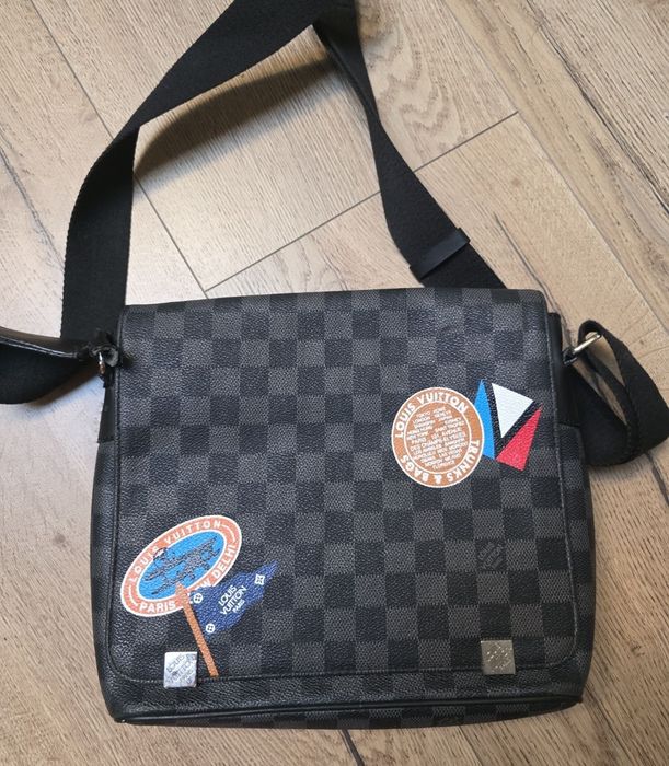 Torba listonoszka Louis Vuitton District Damier Graphite LV League PM Black Canvas