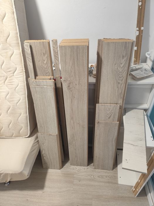 Pavimento flutuante laminado Brits intenso 8 mm Artens BG210