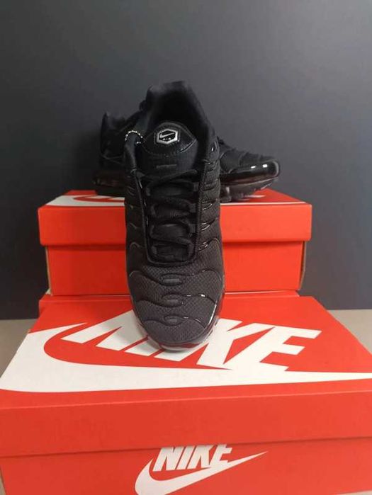 Nike Air Max TN Plus Czarny r.43