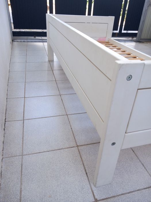 Cama de Criança com estrado