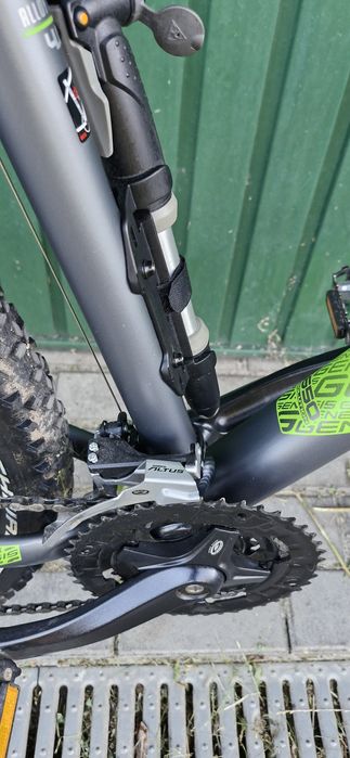 Rower MTB GENESIS SOLUTION 4.0 Hardtail.