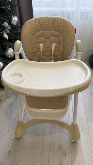 Стільчик для годування