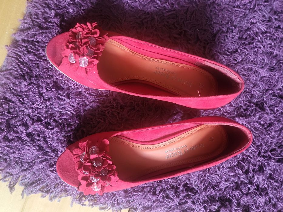 Czerwone buty pantofle odkryte palce Marco Tozzi r. 37