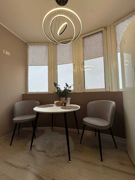 Простора 2-кімнатна квартира на Буковинській в новому будинку