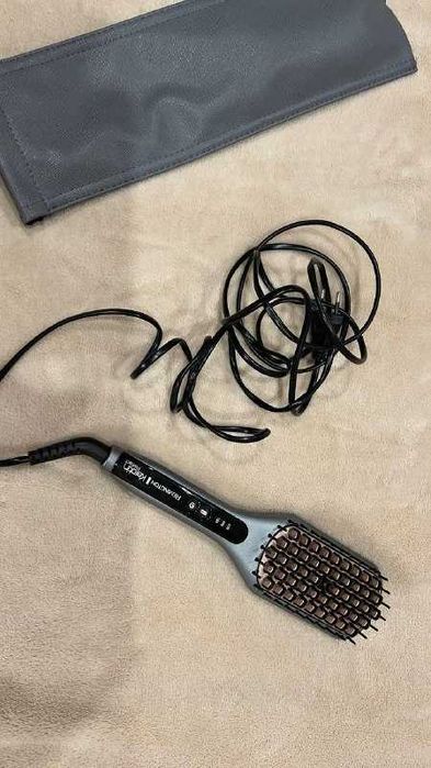 Щетка-выпрямитель REMINGTON CB7480 Keratin Protect