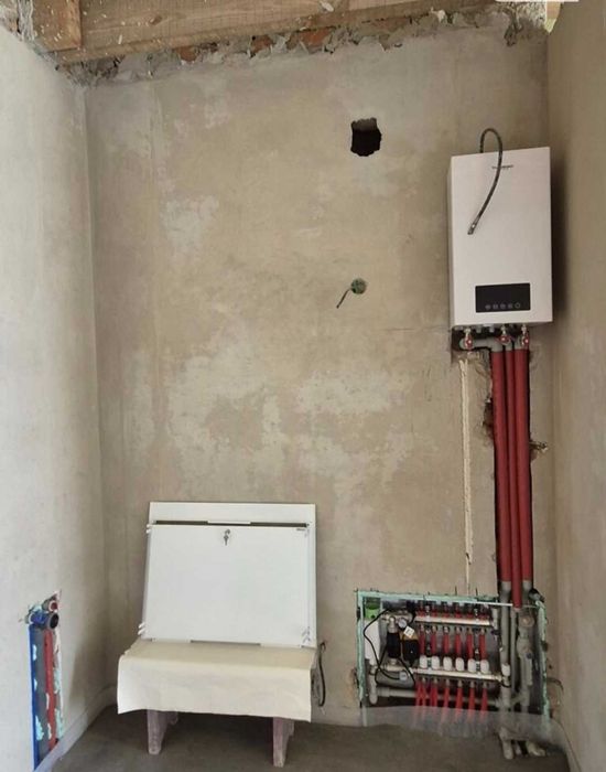 Продам класний котедж  з внутрішніми роботами та великою ділянкою!!!