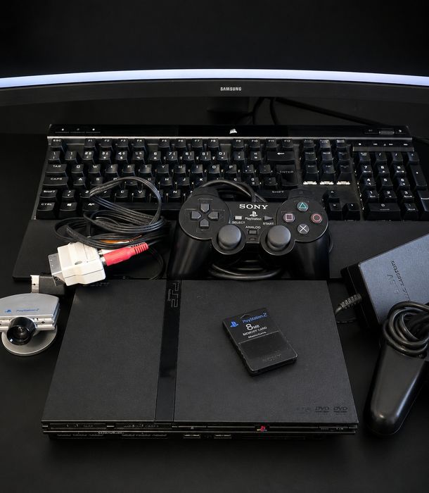 Sony PlayStation 2 Slim SCPH-77004 + HDMI + EyeToy + 2 Comandos