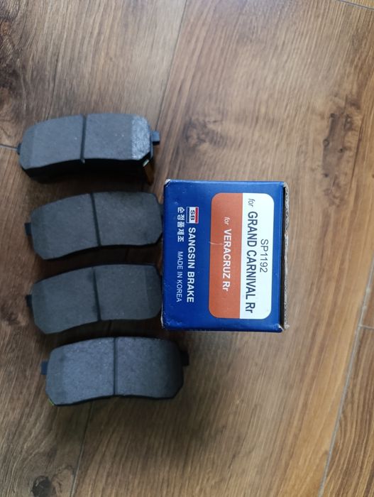 Колодки гальмівні передні та задні на Hyundai H1