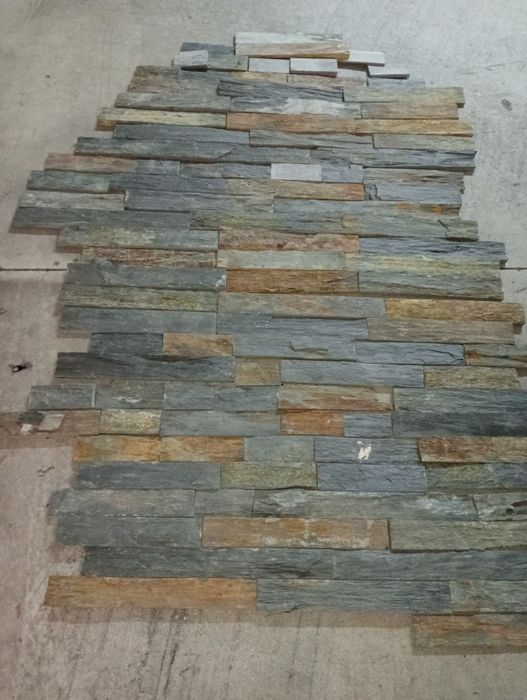 Réguas de xisto em bruto