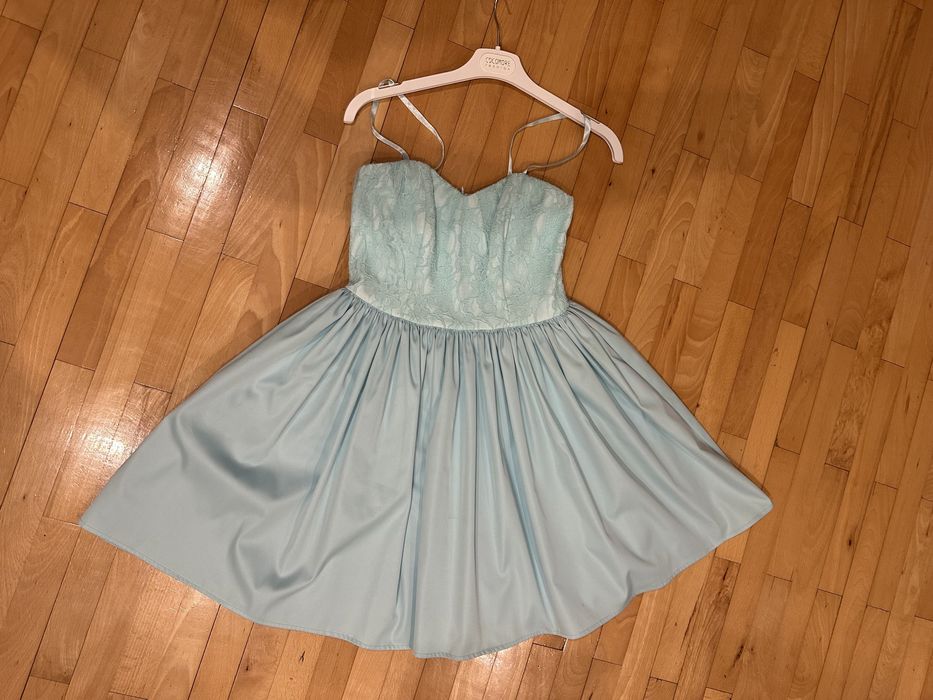 Miętowa sukienka