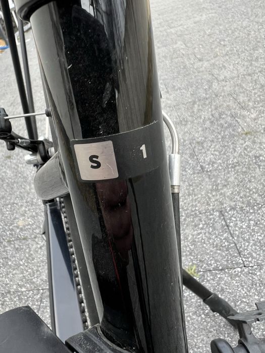 Rower trekingowy Giant Attend RS1 2023, 28 cali