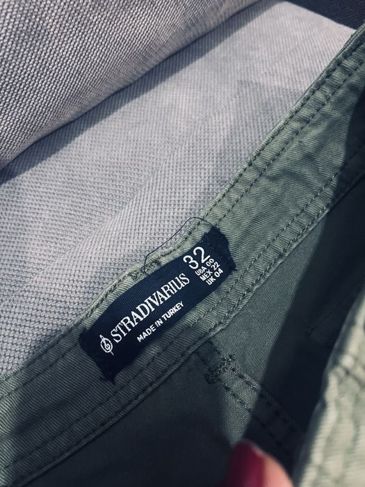 Stradivarius rozm xxs damskie spodnie khaki bojowki