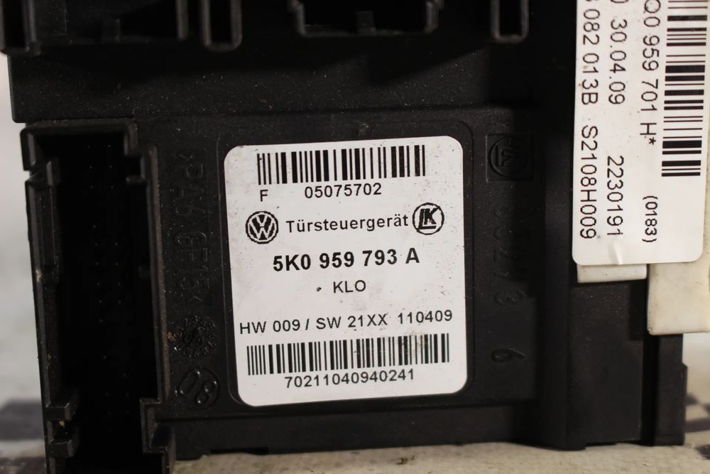 Motor vidro frente esquerdo VOLKSWAGEN Scirocco (137, 138)