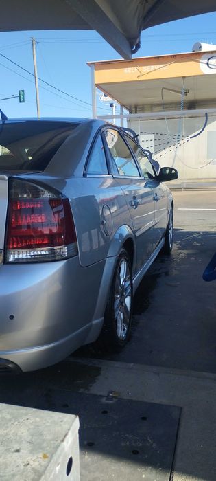 Opel Vectra GTS 2.2 DTI