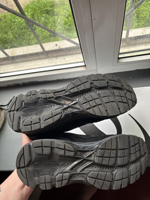 Asics gel черные 44,5