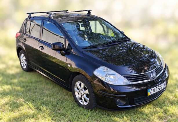 Nissan TIIDA 2010