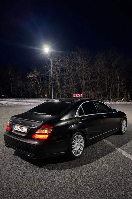 Продаж Mercedes Benz w221 s550 4matic