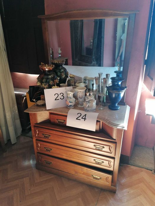 Vendo mobília de quarto completa em bom estado (arredores de Pinhel)