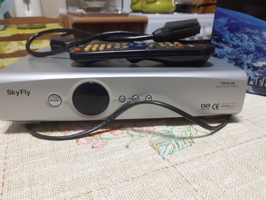 Тюнер приставка до супутникової антени