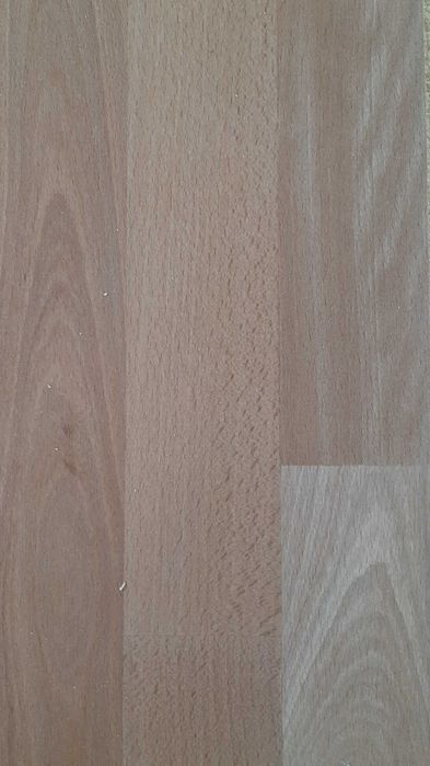 Chao madeira flutuante.