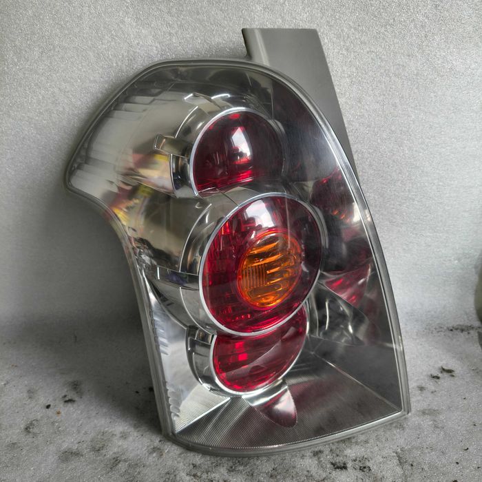 Lampa lewy tył Toyota Corolla Verso II FV Transport/Dostawa
