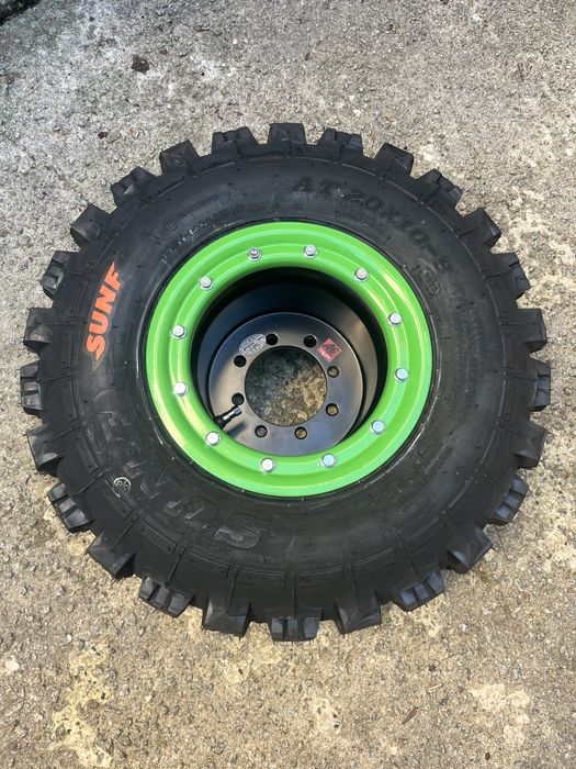 Pneu sunf 20x10-9  (Novo)