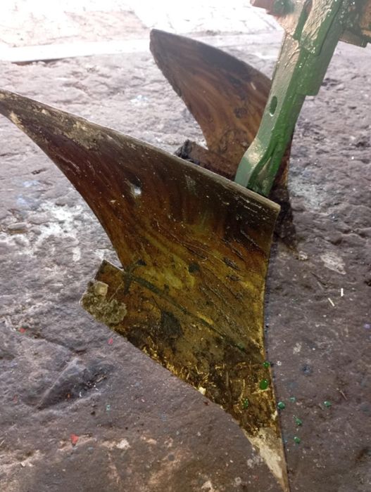 Плуг двохкорпусний до т25 китайця