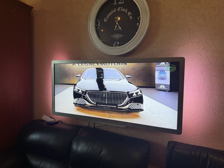 Philips Cinema 21:9 Gold 50” / Ambilight / 3D / 2560×1080