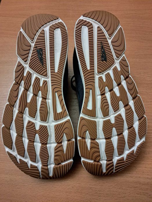 Кроссовки  Altra Torin 6  оригинал 42.5размер