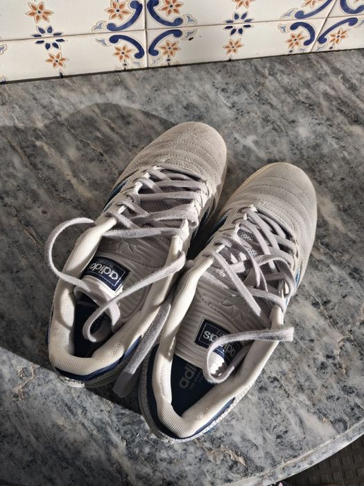 Tenis/Sapatilhas Adidas
