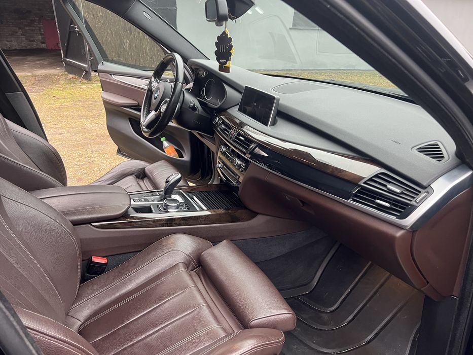 Sprzedam   x5 M   stan jak nowy .Polecam!