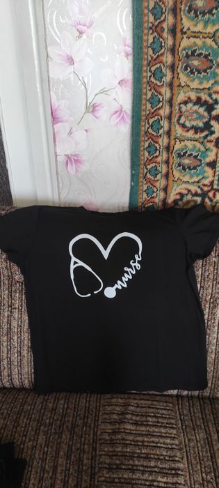 Жіноча футболка розмір 50-52 з принтом