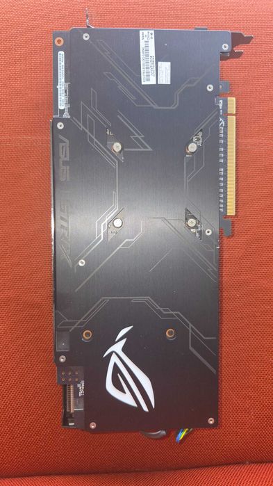 Placa Gráfica ASUS ROG Strix RX580-Gaming 8GB GDDR5