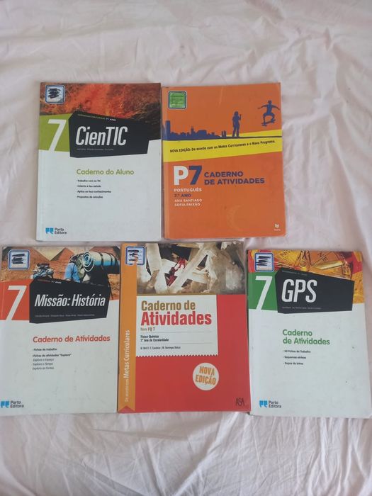 Manuais escolares