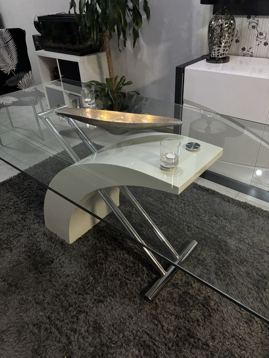 Mesa de vidro moderna
