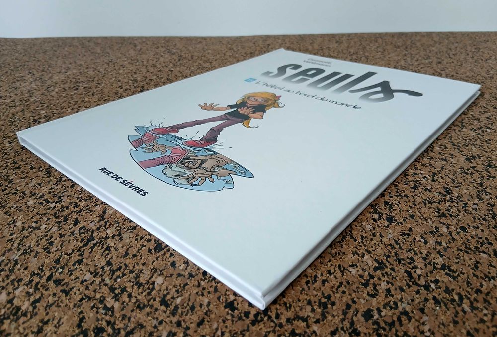 BD - Seuls: L'hôtel au bord du monde