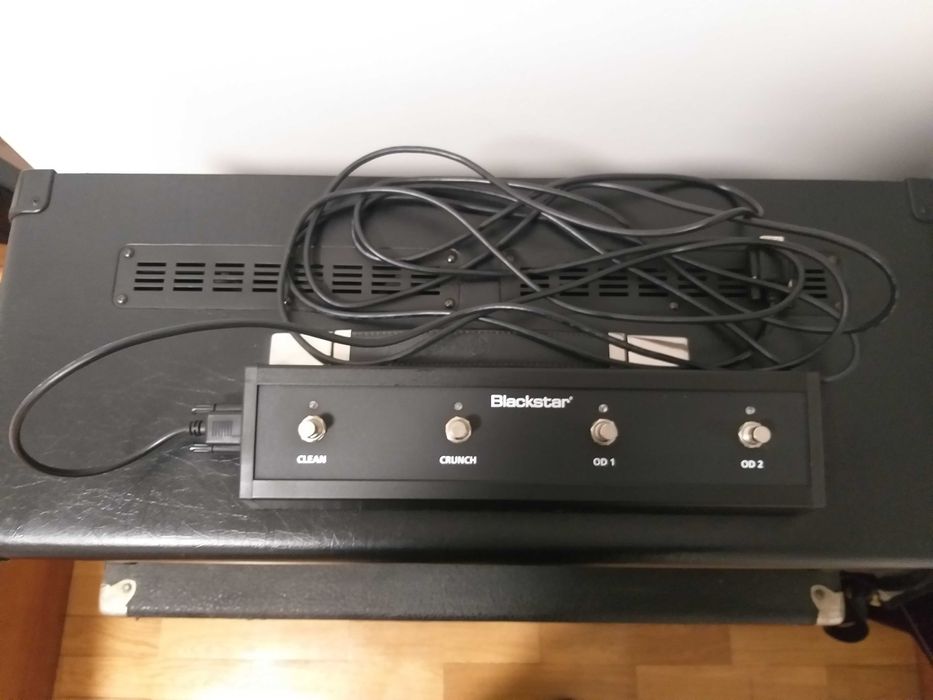 Vendo amplificador guitarra Blackstar S200