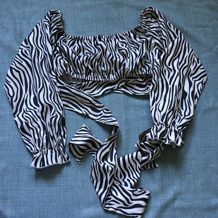 Топ в принт зебри