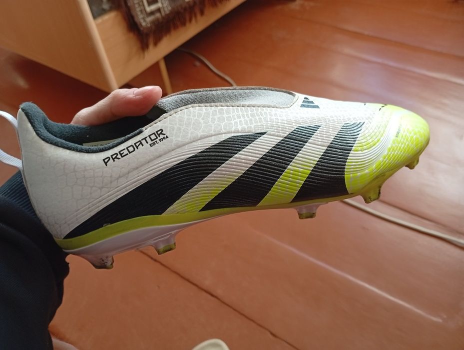 Бутси Adidas Predator 23,5 см
