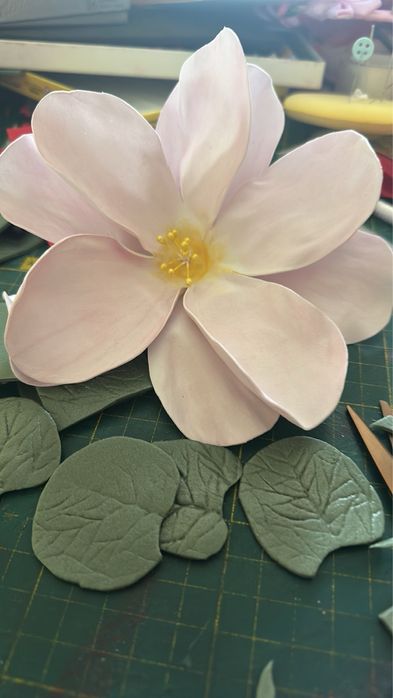 Цветы из изолона