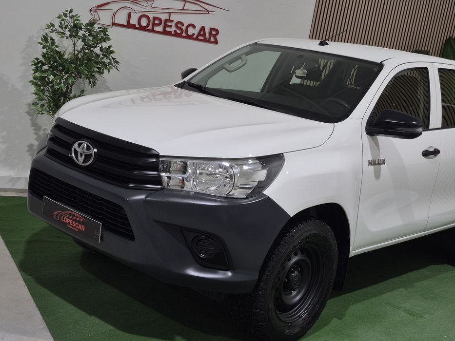 Toyota Hilux 2.4D-4D 4x4 | GARANTIA | NACIONAL - 3 LUG - 2020