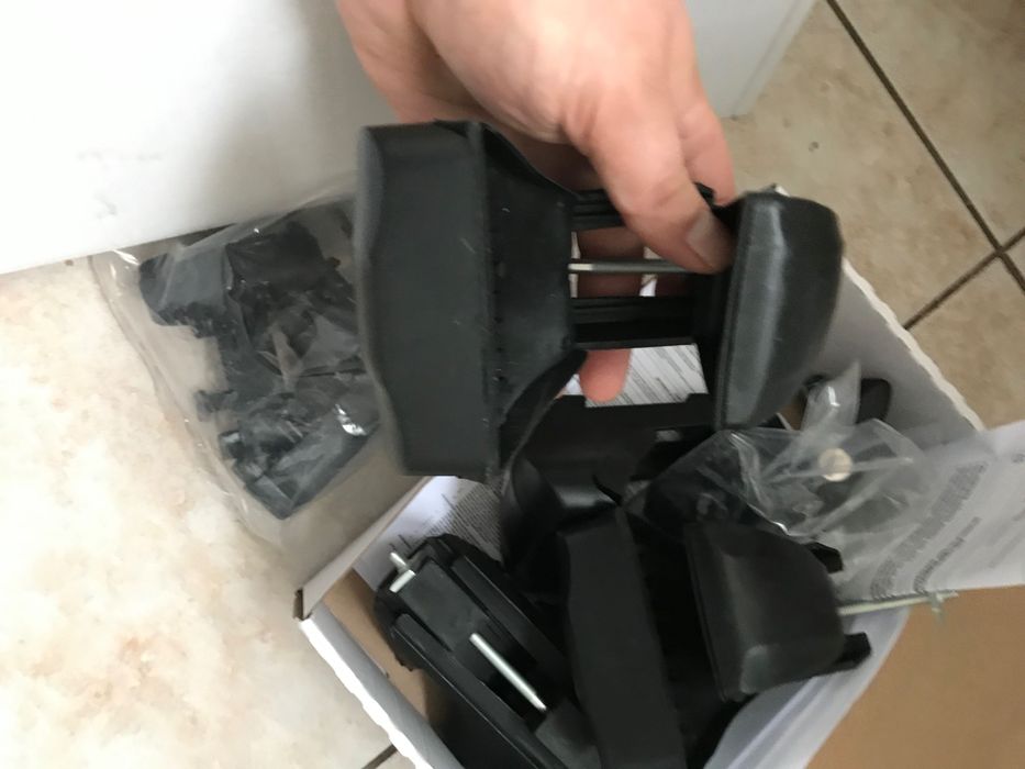 BAGAZNIK DACHOWY Relingi do VW Volkswagen
Caddy mk III